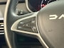 Dacia Sandero Stepway 100PK TCe ECO-G Up&Go | 1e eigenaar | Navi | Camera | Parkeersensoren | Apple CarPlay/Android Auto | Lichtmetalen Velgen | Climate Control | Cruise Control | Armsteun |