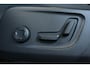 Volvo C40 Recharge Twin Intro Edition 78 kWh | 360° Parkeercamera | Parkeersensoren voor + achter | Panoramadak | Harman Kardon Premium Audio | Electrische bedienbare voorstoelen | 20'' Lichtmetalen velgen |