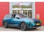 Peugeot 5008 1.2 Hybrid 145PK AUTOMAAT GT 7p | PANORAMISCH SCHUIFDAK PACK | 360° VISION & DRIVE ASSIST PLUS PACK: (360° CAMERA, BUITENSPIEGELS MET KANTELFUNCTIE, DRIVE ASSIST 2.0, DRAADLOZE TELEFOONLADER, ANTIDIEFSTALALARM) | BEKLEDING ALCANTARA/KUNSTLEDER | SEAT PACK COMFORT: (AGR BESTUUDERSSTOEL EN PASSAGIERSSTOEL ELEKTRISCH VERSTELBAAR MET MASSAGE FUNCTIE, BESTUUDERSSTOEL MET GEHEUGENFUNCTIE, BUITENSTE ZITPLAATSEN ACHTERBANK VERWARMBAAR) | GLANZEND ZWARTE DAKRAILS | BLUE OBSESSION | 19" LICHTMETALEN VELGEN "BREDA" | DRAADLOZE TELEFOONLADER | APPLE CARPLAY/ANDROID AUTO DRAADLOOS | LED MATRIX KOPLAMPEN | EXTRA GETINTE ACHTERRUITEN | 7-PERSOONS | 3-ZONE CLIMATE CONTROL | NAVIGATIE | VERWARMBAAR SUURWIEL | STOEL VERWARMING | ZWARTE HEMEL BEKLEDING | SFEER VERLICHTING | 21" ZWEVEND HD SCHERM | ELEKTRISCH BEDIENBARE ACHTERKLEP | HIGH BEAM ASSIST (ADAPTIEVE GROOTLICHTASSISTENT |