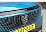 Peugeot 5008 1.2 Hybrid 145PK AUTOMAAT GT 7p | PANORAMISCH SCHUIFDAK PACK | 360° VISION & DRIVE ASSIST PLUS PACK: (360° CAMERA, BUITENSPIEGELS MET KANTELFUNCTIE, DRIVE ASSIST 2.0, DRAADLOZE TELEFOONLADER, ANTIDIEFSTALALARM) | BEKLEDING ALCANTARA/KUNSTLEDER | SEAT PACK COMFORT: (AGR BESTUUDERSSTOEL EN PASSAGIERSSTOEL ELEKTRISCH VERSTELBAAR MET MASSAGE FUNCTIE, BESTUUDERSSTOEL MET GEHEUGENFUNCTIE, BUITENSTE ZITPLAATSEN ACHTERBANK VERWARMBAAR) | GLANZEND ZWARTE DAKRAILS | BLUE OBSESSION | 19" LICHTMETALEN VELGEN "BREDA" | DRAADLOZE TELEFOONLADER | APPLE CARPLAY/ANDROID AUTO DRAADLOOS | LED MATRIX KOPLAMPEN | EXTRA GETINTE ACHTERRUITEN | 7-PERSOONS | 3-ZONE CLIMATE CONTROL | NAVIGATIE | VERWARMBAAR SUURWIEL | STOEL VERWARMING | ZWARTE HEMEL BEKLEDING | SFEER VERLICHTING | 21" ZWEVEND HD SCHERM | ELEKTRISCH BEDIENBARE ACHTERKLEP | HIGH BEAM ASSIST (ADAPTIEVE GROOTLICHTASSISTENT |