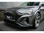Audi SQ8 E-Tron Quattro 115 kWh 503 pk / BTW-Auto/ 100%SOH/ Lucht-Vering/ RS-Stoelen/ Stoel.Verw/ Head-Up/ B&O-3D/ 360-Camera/ Matrix-Led/ Keyless/ 22'' LMV