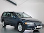 Volvo XC70 2.5 T Xenon, Schuifdak, Cruise Control, Trekhaak, Android Auto,