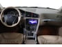 Volvo XC70 2.5 T Xenon, Schuifdak, Cruise Control, Trekhaak, Android Auto,