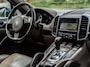 Porsche Cayenne 4.8 S | 400 PK | LUCHTVERING | INCL BTW STOEL VERKOEL - VERW | PARK CAMERA | ELEC TREKHAAK !