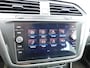 Volkswagen Tiguan 1.5TSI 150PK DSG R-LINE!! All-in Prijs! Trekhaak!