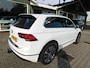 Volkswagen Tiguan 1.5TSI 150PK DSG R-LINE!! All-in Prijs! Trekhaak!