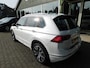 Volkswagen Tiguan 1.5TSI 150PK DSG R-LINE!! All-in Prijs! Trekhaak!