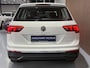 Volkswagen Tiguan 1.4 TSI eHybrid Business / Navigatie full map / Adaptive Cruise / Climate control / etc..