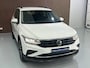 Volkswagen Tiguan 1.4 TSI eHybrid Business / Navigatie full map / Adaptive Cruise / Climate control / etc..
