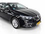 Renault Megane Estate 1.2 TCe 100pk Limited | Navigatie | Privacy glass | Trekhaak