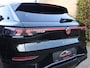 Volkswagen T-Roc 1.5 eTSI R-Line IQ.light | camera | navi