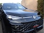 Volkswagen T-Roc 1.5 eTSI R-Line IQ.light | camera | navi