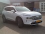 Hyundai Santa Fe 1.6 T-GDI PHEV Premium Plus Sky 7p. 7 persoons, automaat Staat in Hardenberg