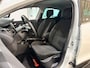 Renault Clio 90PK TCe Limited | Camera | Airco | Cruise Control | Lichtmetalen Velgen | Bluetooth | Keyless Entry | Elektrische Ramen & Spiegels | Parkeersensoren | Armsteun |