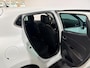 Renault Clio 90PK TCe Limited | Camera | Airco | Cruise Control | Lichtmetalen Velgen | Bluetooth | Keyless Entry | Elektrische Ramen & Spiegels | Parkeersensoren | Armsteun |