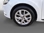 Renault Clio 90PK TCe Limited | Camera | Airco | Cruise Control | Lichtmetalen Velgen | Bluetooth | Keyless Entry | Elektrische Ramen & Spiegels | Parkeersensoren | Armsteun |