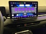 Volkswagen T-Roc 1.5 eTsi R-Line First Edition*Winterpakket*Camera*IQ-Light*