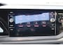 Volkswagen Polo 2.0 TSI GTI Panoramadak/Stoelverwarming/Apple carplay/Achteruitrijcamera/Digital dashboard/Parkeersensoren/Climate control/Navigatie
