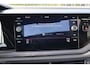 Volkswagen Polo 2.0 TSI GTI Panoramadak/Stoelverwarming/Apple carplay/Achteruitrijcamera/Digital dashboard/Parkeersensoren/Climate control/Navigatie