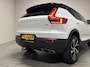 Volvo XC40 2.0 T4 R-Design Pano Camera Carplay Trekh. NAP