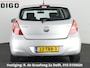 Hyundai i20 1.4i i-Motion Automaat | Airco | Centrale vergrendeling | Radio |