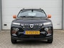Dacia Spring Comfort Plus 27 kWh / Achteruitrijcamera / Dealer Onderhouden / Apple Carplay & Android Auto / 1e Eigenaar / Navigatie / Cruise Control /