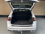 Volkswagen Tiguan 1.5 TSI R-Line Trekhaak | Panodak | IQ LED