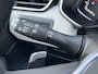 Renault Clio 1.3 TCe Initiale Paris Automaat | Stoel- & Stuurverwarming | CarPlay | Lederen Bekleding | Sensoren Rondom | Camera | Lane Assist | Bose Audio | KeyLess |