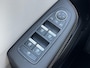 Renault Clio 1.3 TCe Initiale Paris Automaat | Stoel- & Stuurverwarming | CarPlay | Lederen Bekleding | Sensoren Rondom | Camera | Lane Assist | Bose Audio | KeyLess |