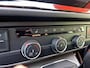 Volkswagen Transporter 2.0 TDI L2H1 30 DC Bulli Automaat | NL-Auto | Trekhaak | Blindspot | Park Assist | Airbag-Pack |