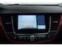 Opel Crossland 1.2 Turbo 110pk GS Line | Navigatie | Trekhaak | Stoel- en stuurverwarming | Achteruitrijcamera | Climate control | Zwart dak