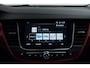 Opel Crossland 1.2 Turbo 110pk GS Line | Navigatie | Trekhaak | Stoel- en stuurverwarming | Achteruitrijcamera | Climate control | Zwart dak