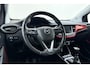 Opel Crossland 1.2 Turbo 110pk GS Line | Navigatie | Trekhaak | Stoel- en stuurverwarming | Achteruitrijcamera | Climate control | Zwart dak