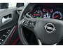 Opel Crossland 1.2 Turbo 110pk GS Line | Navigatie | Trekhaak | Stoel- en stuurverwarming | Achteruitrijcamera | Climate control | Zwart dak