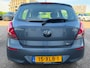 Hyundai i20 1.2i i-Vision 5 drs met parkeersensoren en airco en cruise controle en nieuwe apk