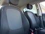 Hyundai i20 1.2i i-Vision 5 drs met parkeersensoren en airco en cruise controle en nieuwe apk