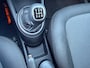 Hyundai i20 1.2i i-Vision 5 drs met parkeersensoren en airco en cruise controle en nieuwe apk
