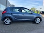 Hyundai i20 1.2i i-Vision 5 drs met parkeersensoren en airco en cruise controle en nieuwe apk