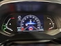 Renault Captur 90PK TCe Intens | Navi | Camera | Climate Control | Parkeersensoren | Apple CarPlay/Android Auto | Licht & Regen Sensor | Full LED | Lichtmetalen Velgen | Armsteun |