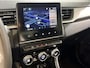 Renault Captur 90PK TCe Intens | Navi | Camera | Climate Control | Parkeersensoren | Apple CarPlay/Android Auto | Licht & Regen Sensor | Full LED | Lichtmetalen Velgen | Armsteun |