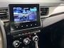 Renault Captur 90PK TCe Intens | Navi | Camera | Climate Control | Parkeersensoren | Apple CarPlay/Android Auto | Licht & Regen Sensor | Full LED | Lichtmetalen Velgen | Armsteun |