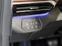 Volkswagen ID.4 Family 77 kWh / 204pk / Panorama dak / Trekhaak / Stoel en stuur verwarming /