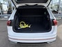 Volkswagen Tiguan 1.4 TSI eHybrid R-Line Business | Vol opties | BTW | Pano | Leder | Elek stoelen