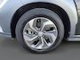 Hyundai Kona 1.6 GDI HEV Fashion Sky | Navigatie| Lichtmetalen velgen| Parkeersensoren| Schuif- kanteldak| Climate Controle| Adaptieve Cruise Controle| Dode hoeksensor|