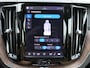 Volvo XC60 2.0 Recharge T8 AWD Inscription | Luchtvering | Bowers & Wilkens | Nappa | Stoelventilatie | 360°-camera | Trekhaak | 22-inch velgen | Head-up display | Apple-/Android Carplay | Full-LED | Massage stoelen