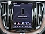 Volvo XC60 2.0 Recharge T8 AWD Inscription | Luchtvering | Bowers & Wilkens | Nappa | Stoelventilatie | 360°-camera | Trekhaak | 22-inch velgen | Head-up display | Apple-/Android Carplay | Full-LED | Massage stoelen