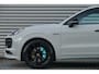 Porsche Cayenne Coupé 3.0 E-Hybrid | Techart | Alcantara | Sport Design | Krijt | Soft-Close | HUD | PDLS | Carbon Dak | Ligtgewicht sportpakket carbon |