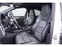 Porsche Cayenne Coupé 3.0 E-Hybrid | Techart | Alcantara | Sport Design | Krijt | Soft-Close | HUD | PDLS | Carbon Dak | Ligtgewicht sportpakket carbon |