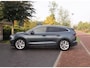 Skoda Enyaq iV 80 | Panoramadak | Trekhaak | Camera | Warmtepomp | Sfeerverlichting | ACC | NL-Auto |