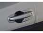 Toyota Urban Cruiser Dynamic 61 kWh | Stuur en stoelverwarming | Navigatie | Parkeersensoren | All season banden |